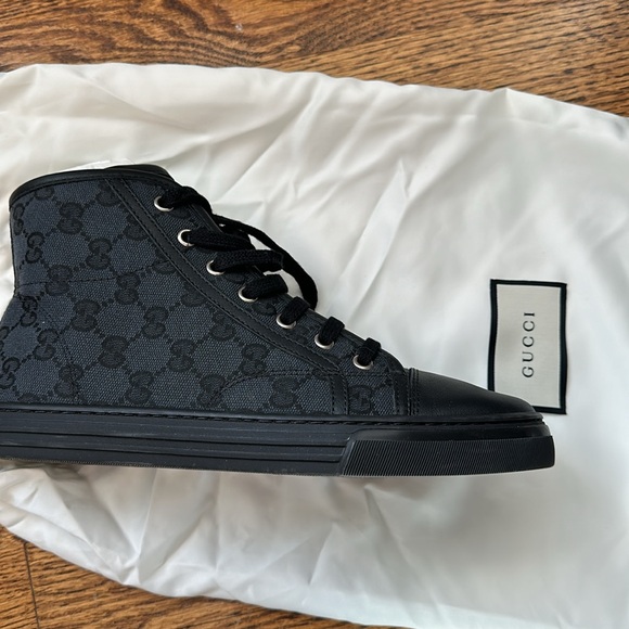 Gucci shoes - Picture 2 of 3